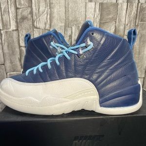 Retro Jordan 12 obsidian blue size 10